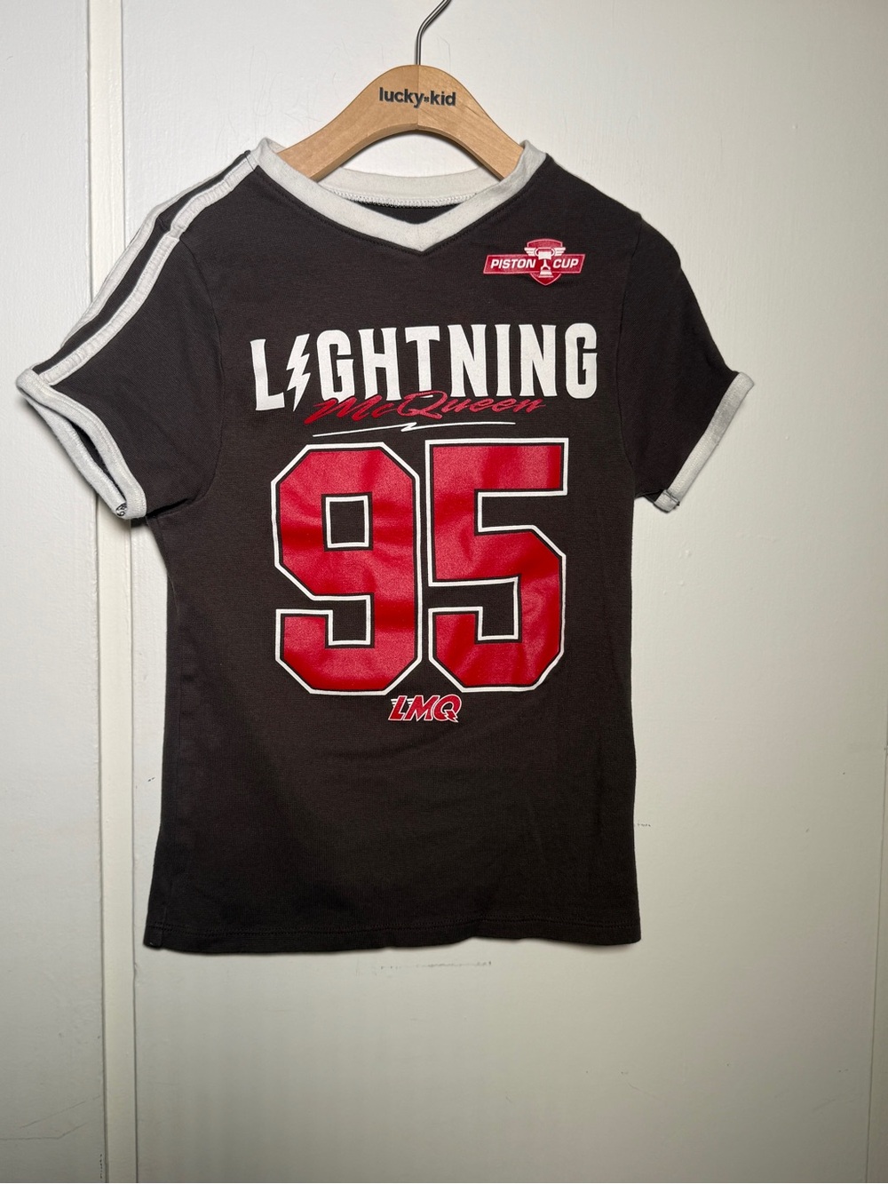 Disney Pixar Cars Lightning McQueen '95 Graphic Tee - Brown & Red Kids Shirt XS